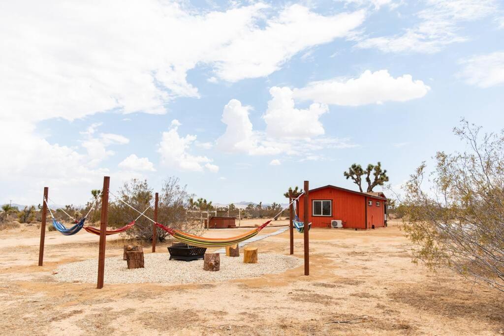Cryptic Cabin-Tranquil Bohemian Getaway W/Hot Tub Юкка-Вэлли Экстерьер фото