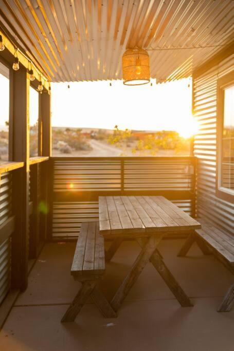 Cryptic Cabin-Tranquil Bohemian Getaway W/Hot Tub Юкка-Вэлли Экстерьер фото